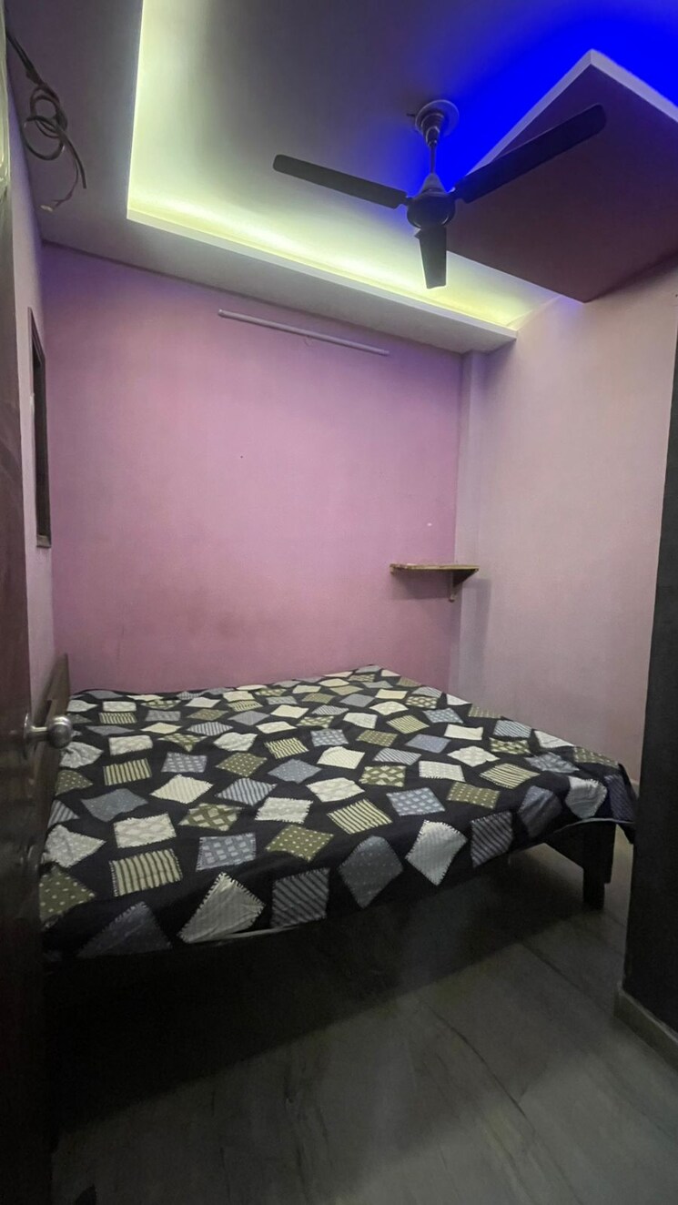 Bedroom, rohini sector 5 2 Bedroom 800 Sq.Ft. Builder Floor In Rohini Sector 5 Delhi 8711126