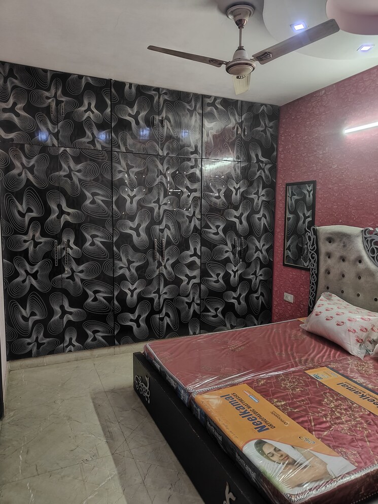 Bedroom, rohini sector 3 2 Bedroom 900 Sq.Ft. Builder Floor In Rohini Sector 3 Delhi 8711228