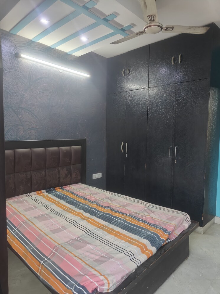 Bedroom, rohini sector 3 2 Bedroom 900 Sq.Ft. Builder Floor In Rohini Sector 3 Delhi 8711228