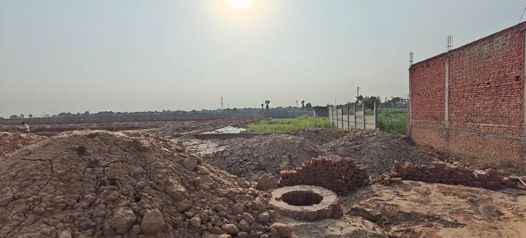 undefined, rohta road  90 Sq.Yd. Plot In Rohta Road Meerut 8711303