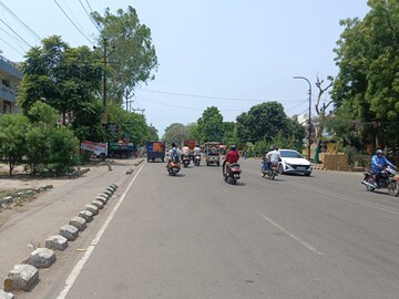 Parking in  Showroom at Vikas Nagar – for Rent
