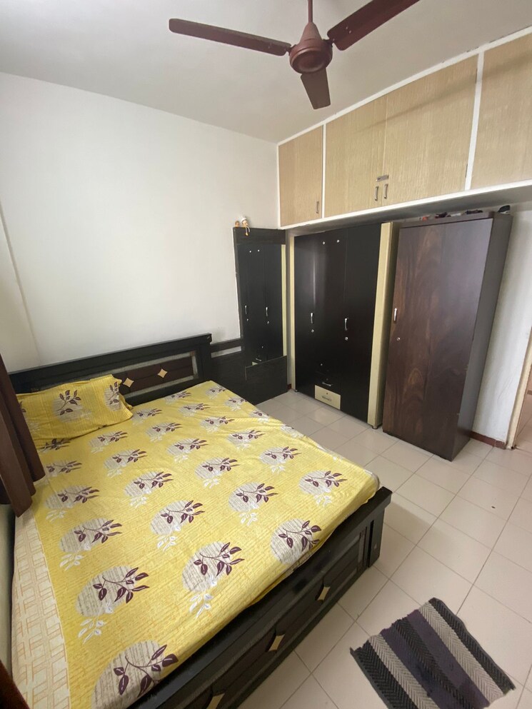 Room, ramdevnagar 2 Bedroom 1000 Sq.Ft. Apartment In Ramdevnagar Ahmedabad 8712222