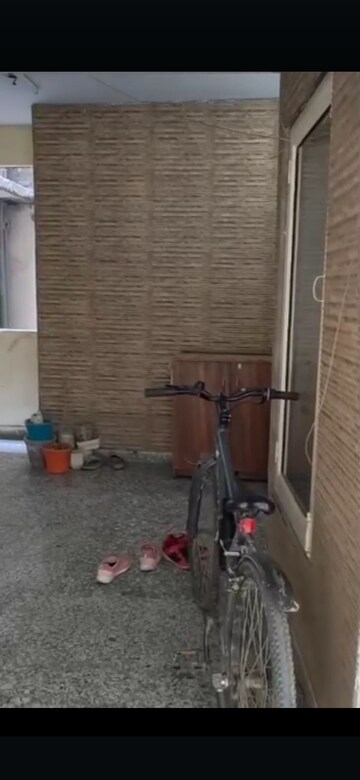 Bathroom in 2.5 BHK Apartment at Aims Golf City, Sector 75 – for Rent