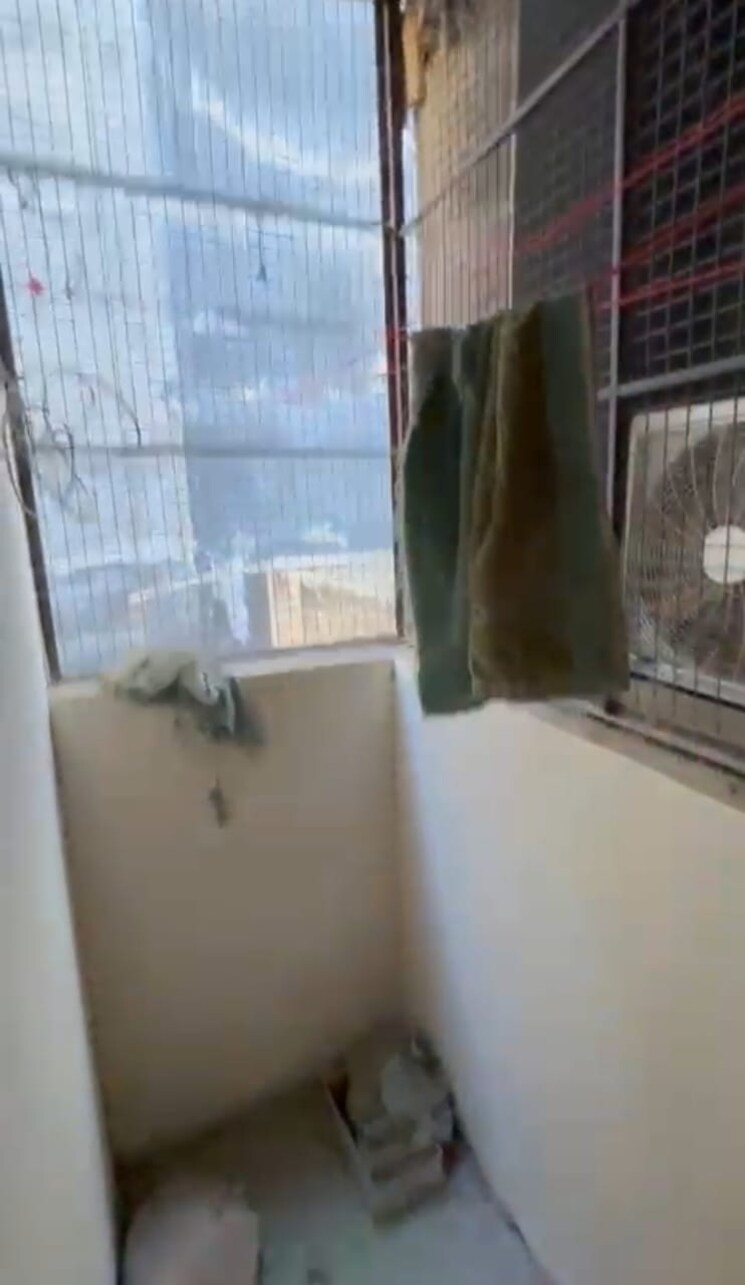 Balcony, dlf-city-phase-iii 1 RK 275 Sq.Ft. Apartment In Sector 24 Gurgaon 8711357