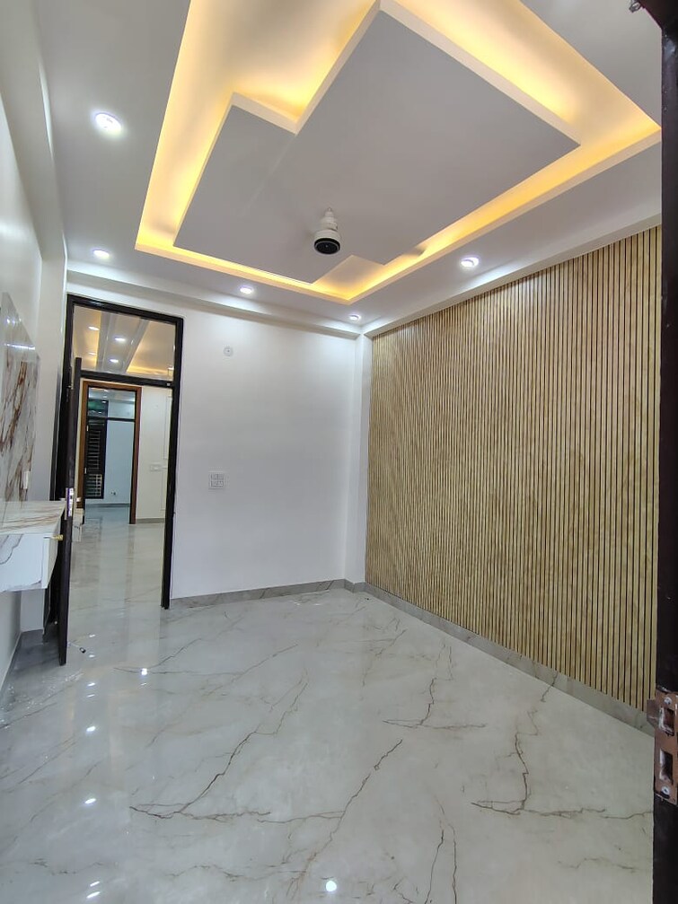Room, gyan khand ii 4 Bedroom 2600 Sq.Ft. Builder Floor In Gyan Khand ii Ghaziabad 8711370