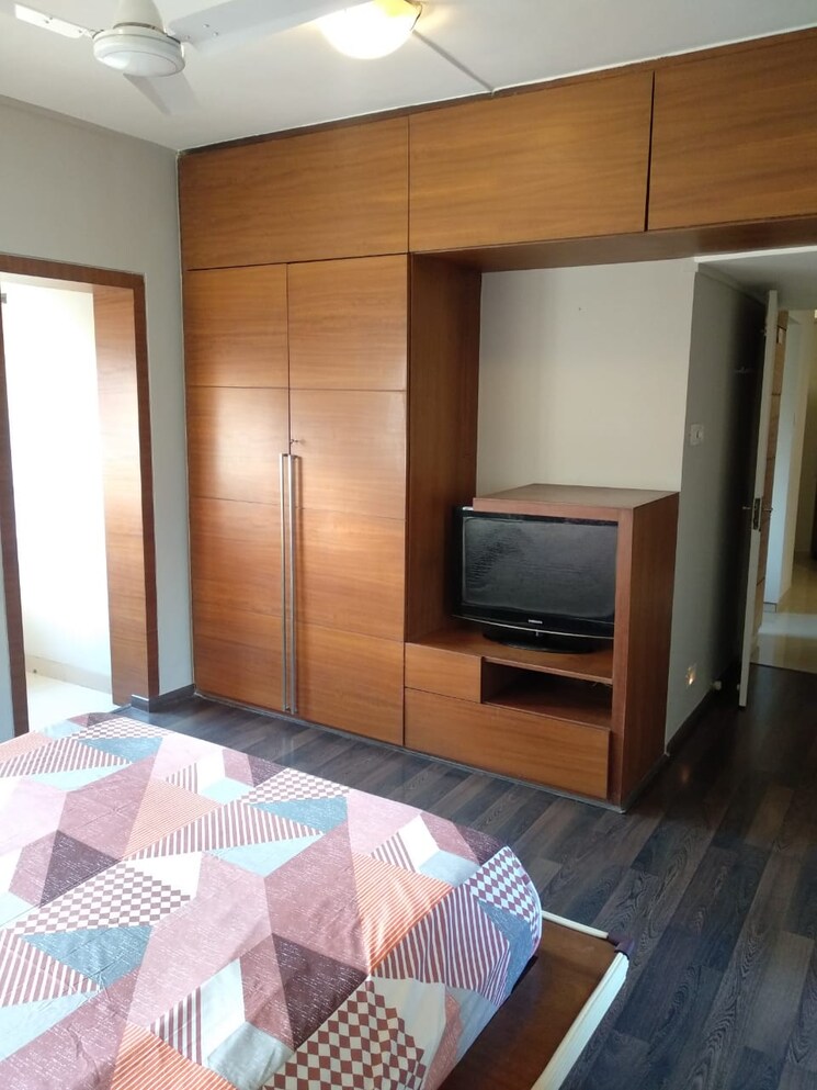 Bedroom, bandra west 2 Bedroom 900 Sq.Ft. Apartment In Bandra West Mumbai 8711377