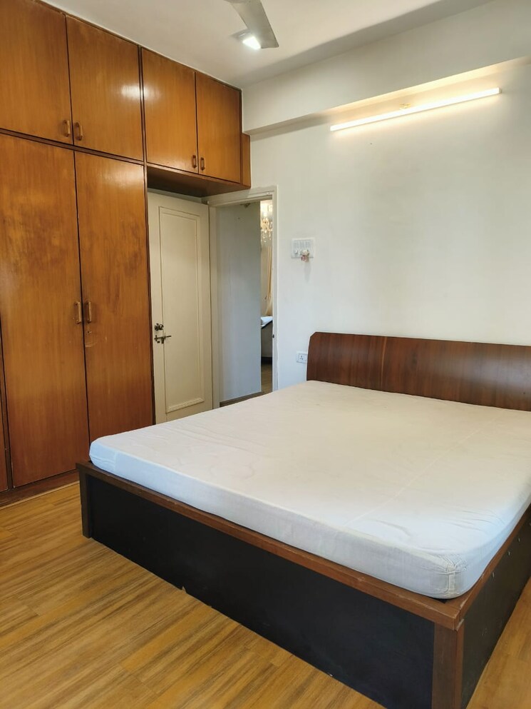 Bedroom, seema-apartment-bandra 2 Bedroom 825 Sq.Ft. Apartment In Bandra West Mumbai 8711425