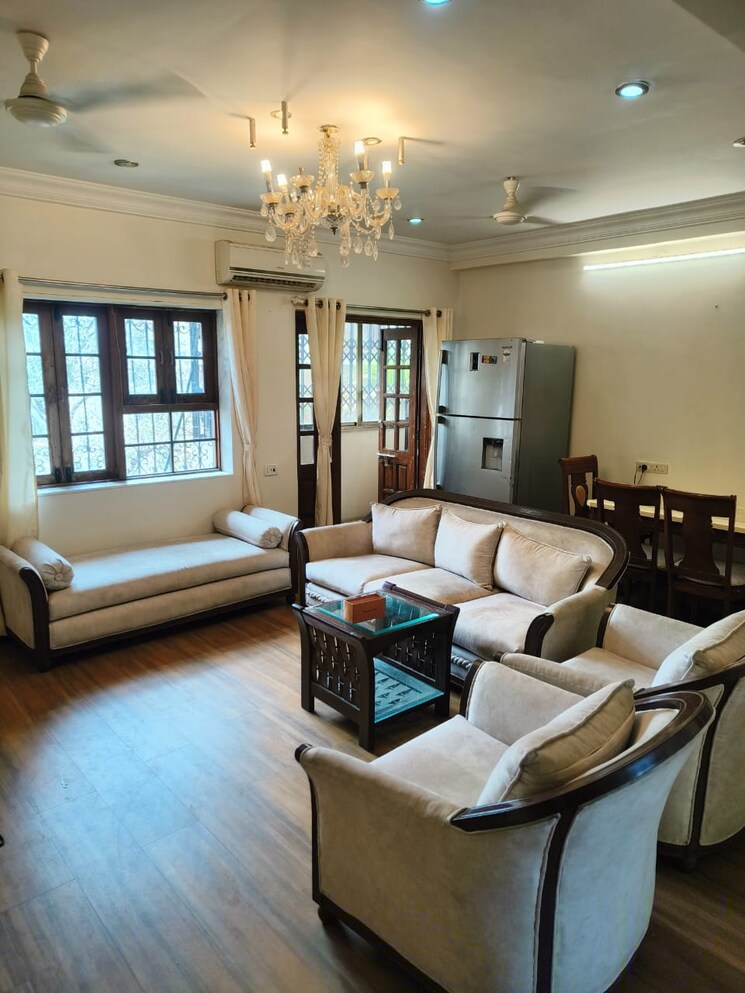Living Room, seema-apartment-bandra 2 Bedroom 825 Sq.Ft. Apartment In Bandra West Mumbai 8711425