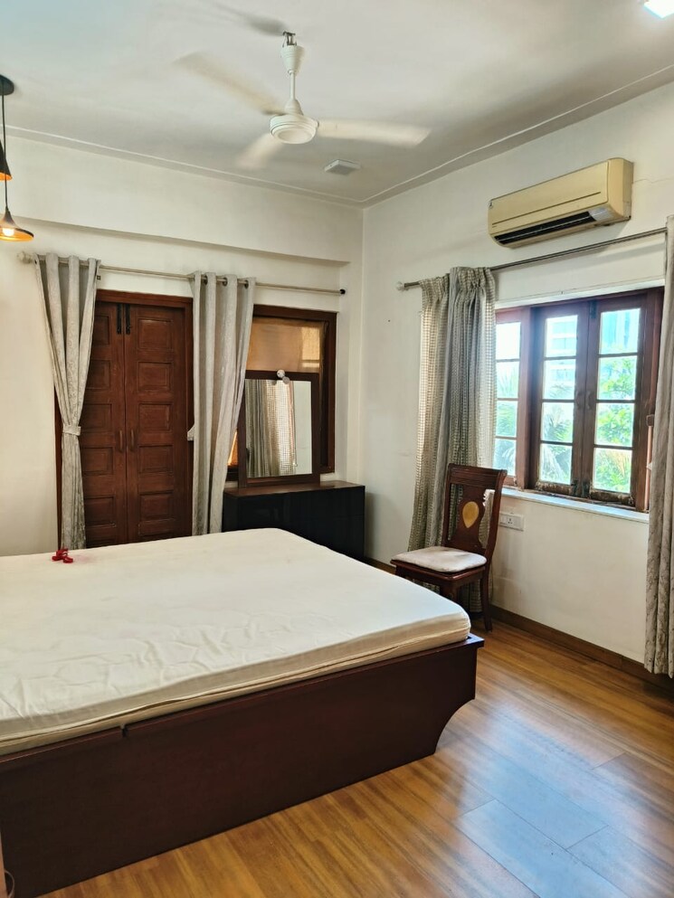 Bedroom, seema-apartment-bandra 2 Bedroom 825 Sq.Ft. Apartment In Bandra West Mumbai 8711425