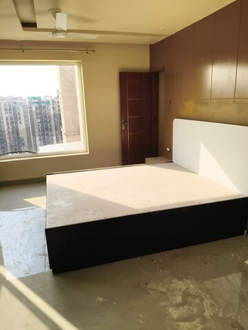 Bedroom in 5 BHK Apartment at Logix Blossom County, Sector 137 – for Rent