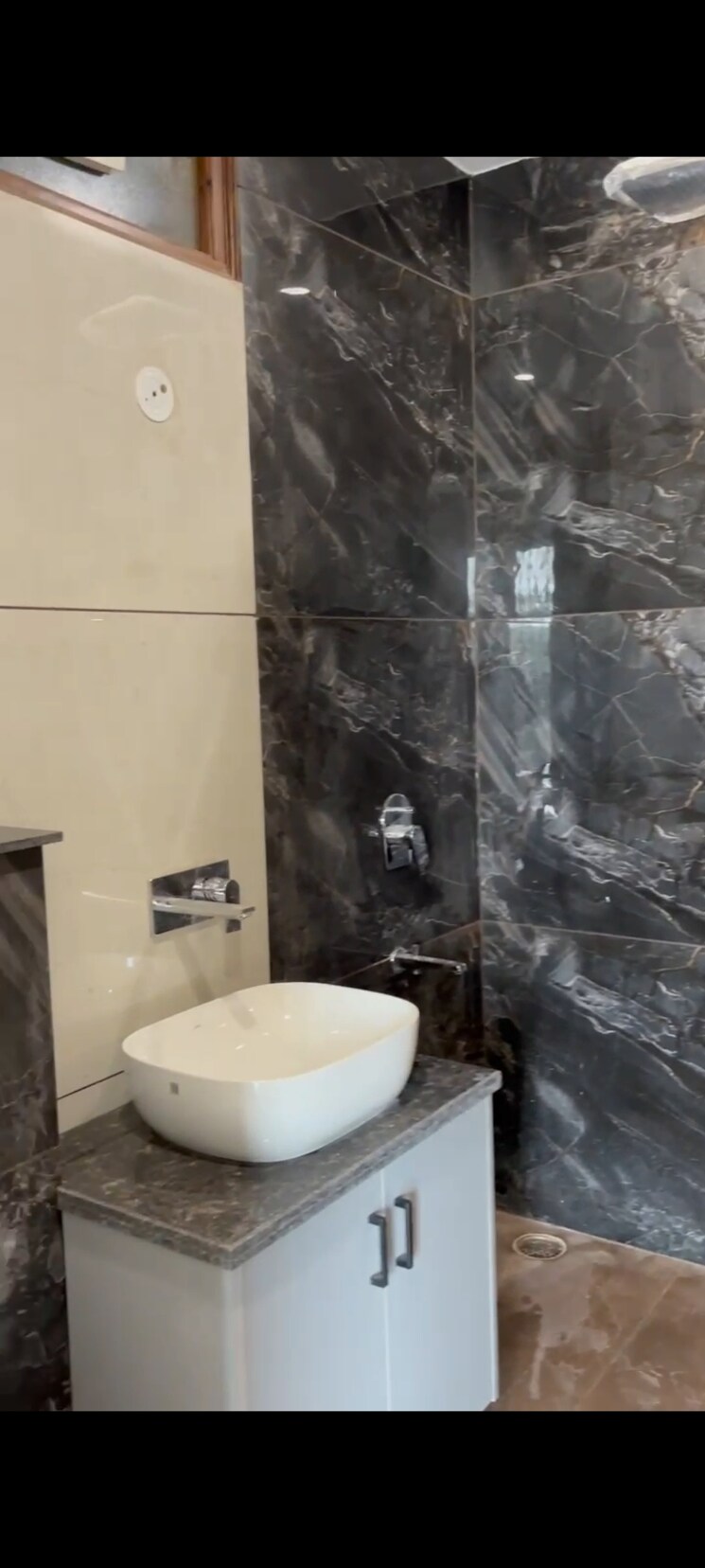 Bathroom, sector 85 4 Bedroom 355 Sq.Ft. Builder Floor In Sector 85 Faridabad 8711525