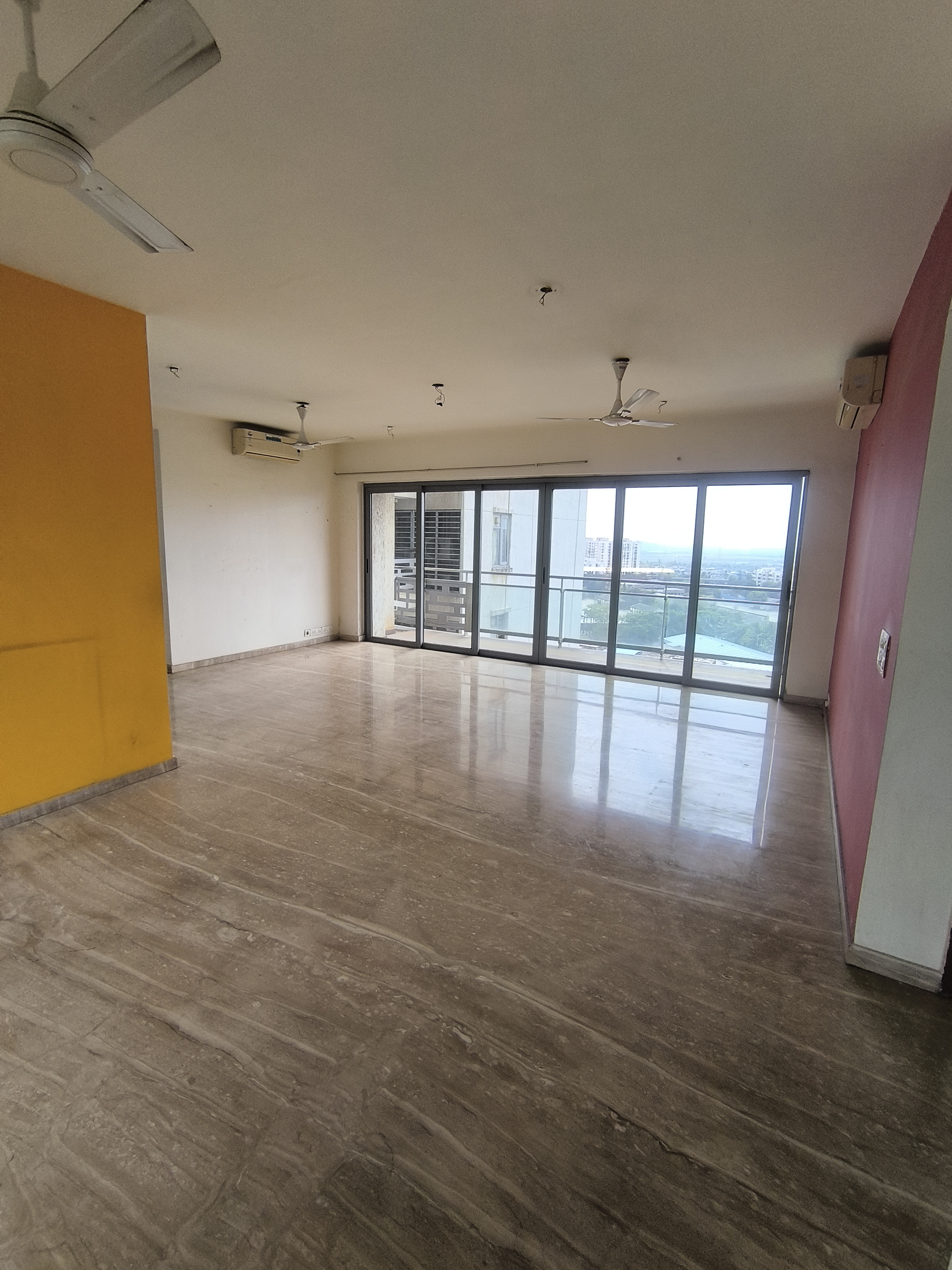 3.5 BHK + Servant Room 1490 Sq.Ft. Apartment in Wadhwa Imperial Heights