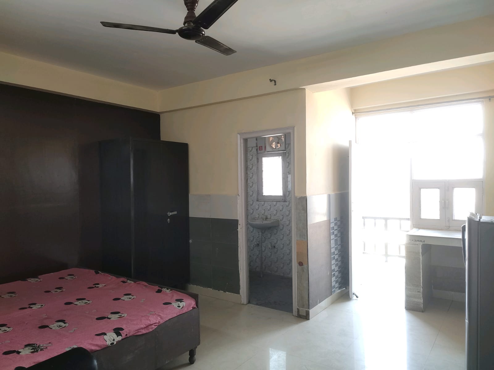 2 BHK Builder Floor For Rent in Sector 116