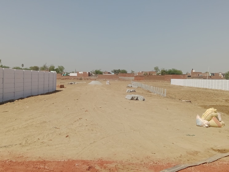 undefined, pathauli village  100 Sq.Yd. Plot In Pathauli Village Agra 8711534