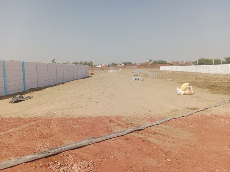 undefined, pathauli village  100 Sq.Yd. Plot In Pathauli Village Agra 8711534