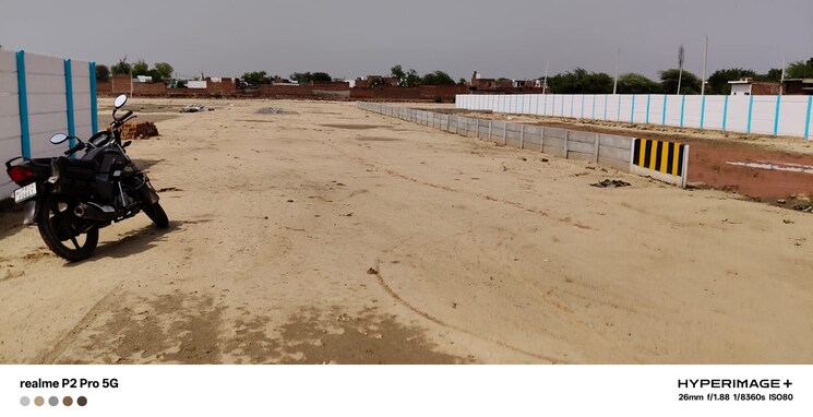 undefined, pathauli village  100 Sq.Yd. Plot In Pathauli Village Agra 8711534