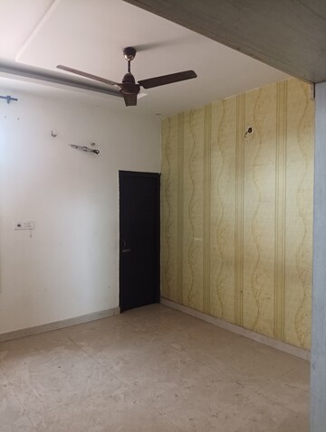 Room in 3 BHK Builder Floor at Dhakoli – for Rent