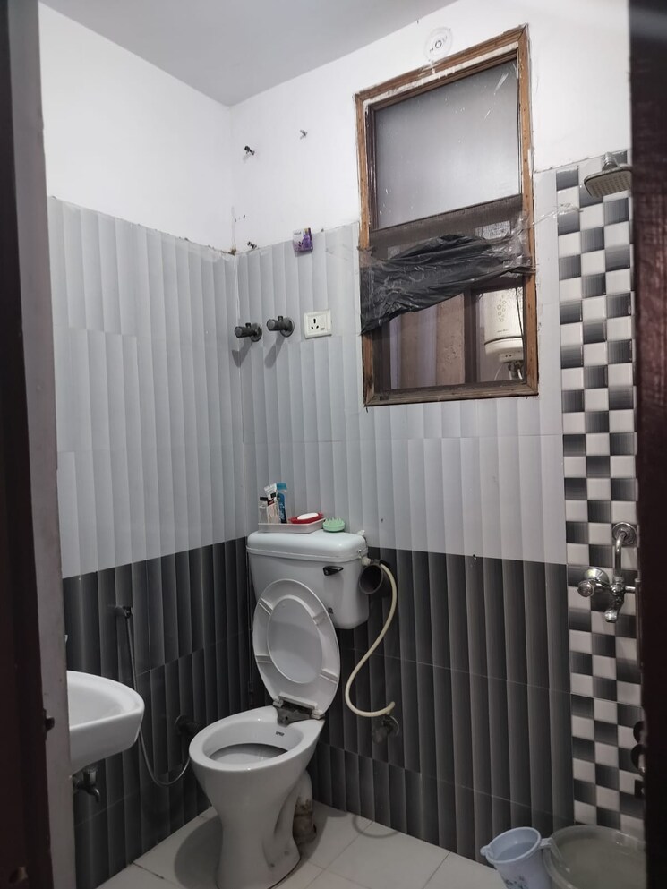 Balcony, new ashok nagar 1 Bedroom 477 Sq.Ft. Apartment In New Ashok Nagar Delhi 8711779