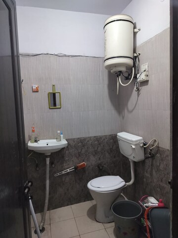 Bathroom in 1 BHK Apartment at New Ashok Nagar – for Rent