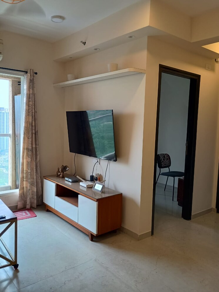 Living Room, dosti-west-county 2 Bedroom 636 Sq.Ft. Apartment In Balkum Pada Thane 8711664