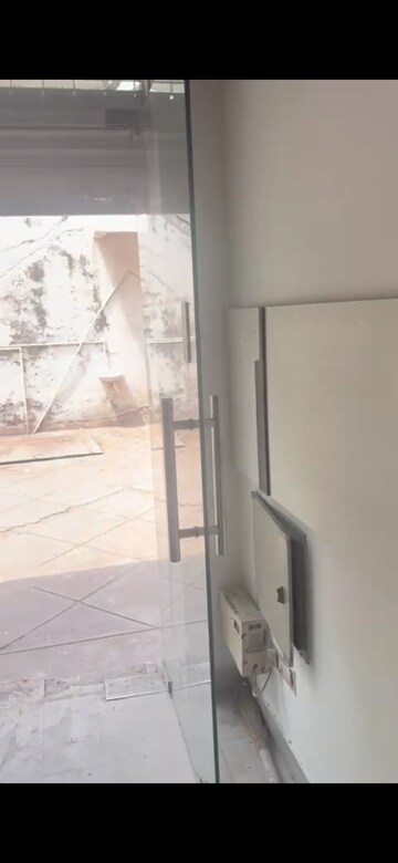 Staircase in  Shop at Dlf Phase ii – for Rent