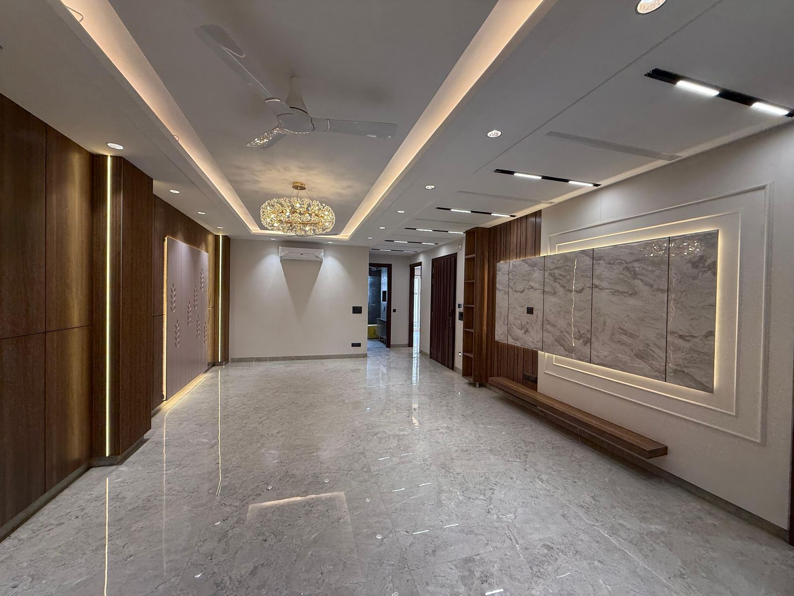 4 BHK + Extra Room Builder Floor For Rent in Mall Fifty One