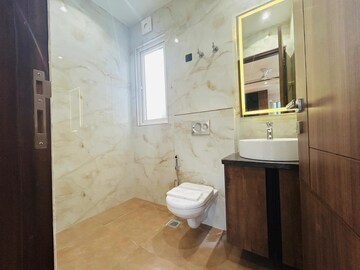 Bathroom in 3 BHK Builder Floor at Saurabh Niwas, Sector 40 – for Rent