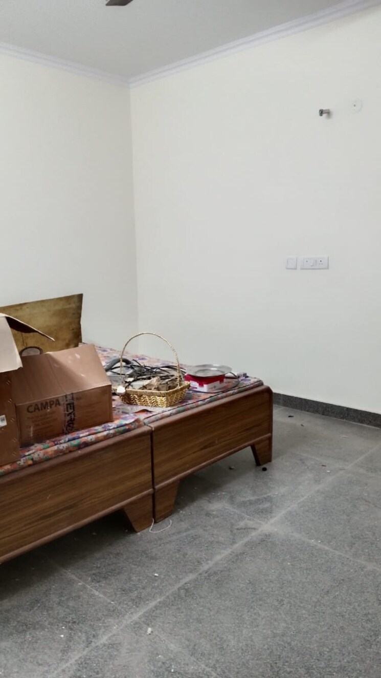 Bedroom, kalkaji 2 Bedroom 100 Sq.Yd. Builder Floor In Kalkaji Delhi 8711947