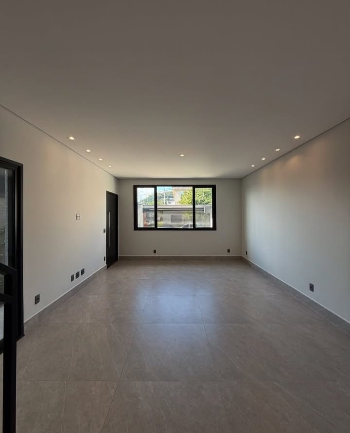 3 BHK + Pooja Room,Extra Room Builder Floor For Sale in Building Floor