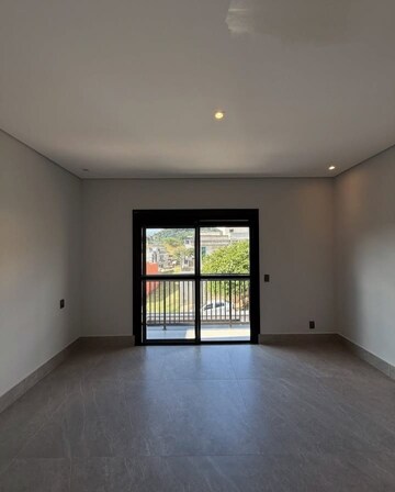 Room in 3 BHK Builder Floor at Sector 37 – for Sale
