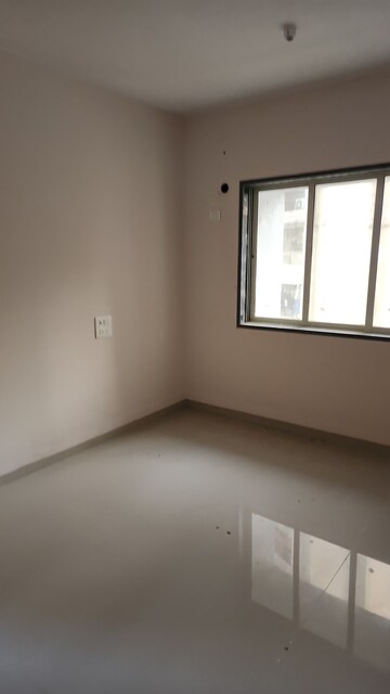 Room in 2.5 BHK Apartment at Jangid Galaxy, Ghodbunder Road – for Sale
