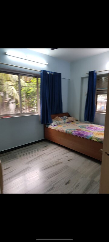 Bedroom in 2 BHK Apartment at Chheda Complex Kandivali, Kandivali West – for Rent
