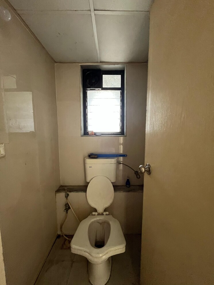 Bathroom, lodha-crown-jasmine-d-e-and-f 1 Bedroom 500 Sq.Ft. Apartment In Dombivli East Thane 8712124