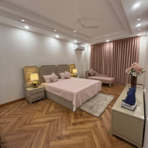 Bedroom in 4 BHK Builder Floor at Vipul World Floors, Sector 48 – for Sale