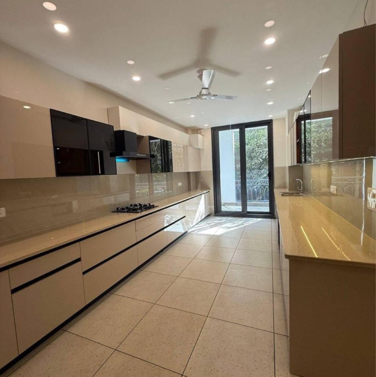 Kitchen, vipul-world-floors 4 Bedroom 500 Sq.Ft. Builder Floor In Sector 48 Gurgaon 8712166