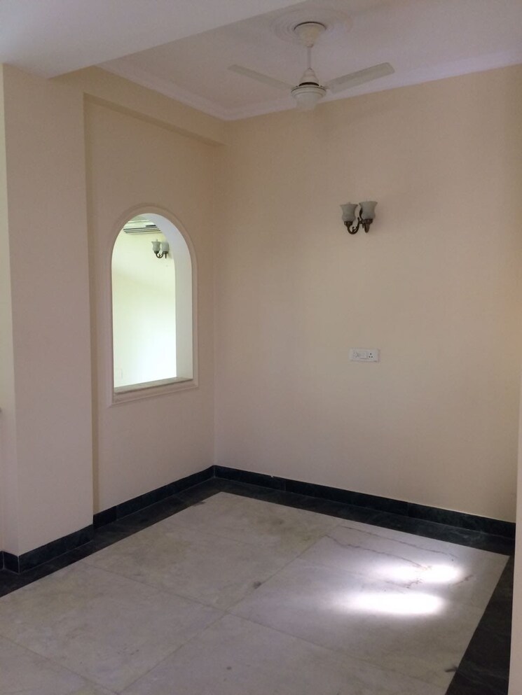Room, sarvapriya vihar 2 Bedroom 1350 Sq.Ft. Builder Floor In Sarvapriya Vihar Delhi 8712205