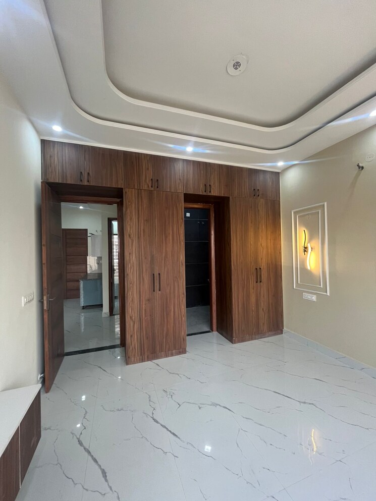 Room, sector 115 3 Bedroom 810 Sq.Ft. Independent House In Sector 115 Mohali 8712231