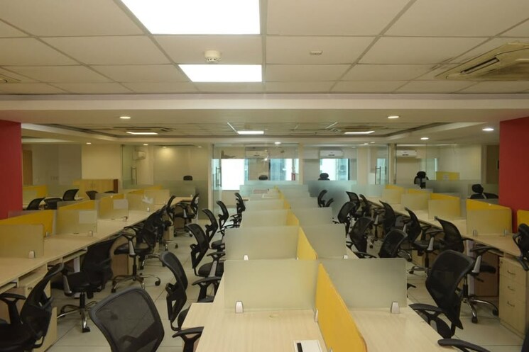 Team Area, vijay nagar Commercial Office Space 2300 Sq.Ft. In Vijay Nagar Indore 8712295