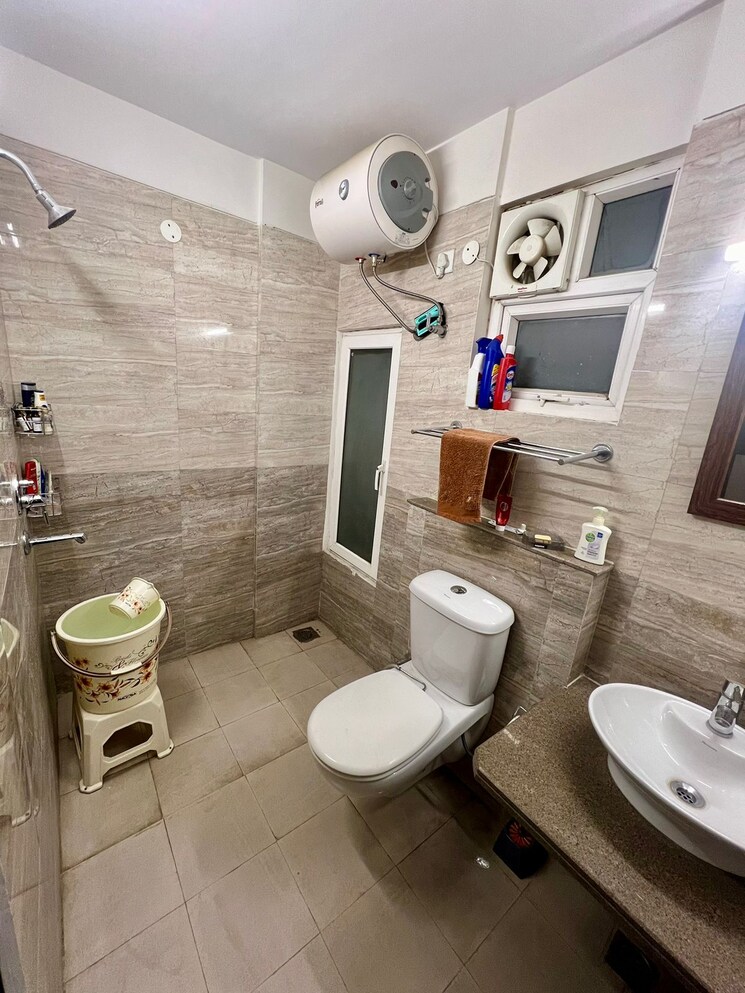 Bathroom, sector 66 a 2.5 Bedroom 1431 Sq.Ft. Apartment In Sector 66 A Mohali 8712477