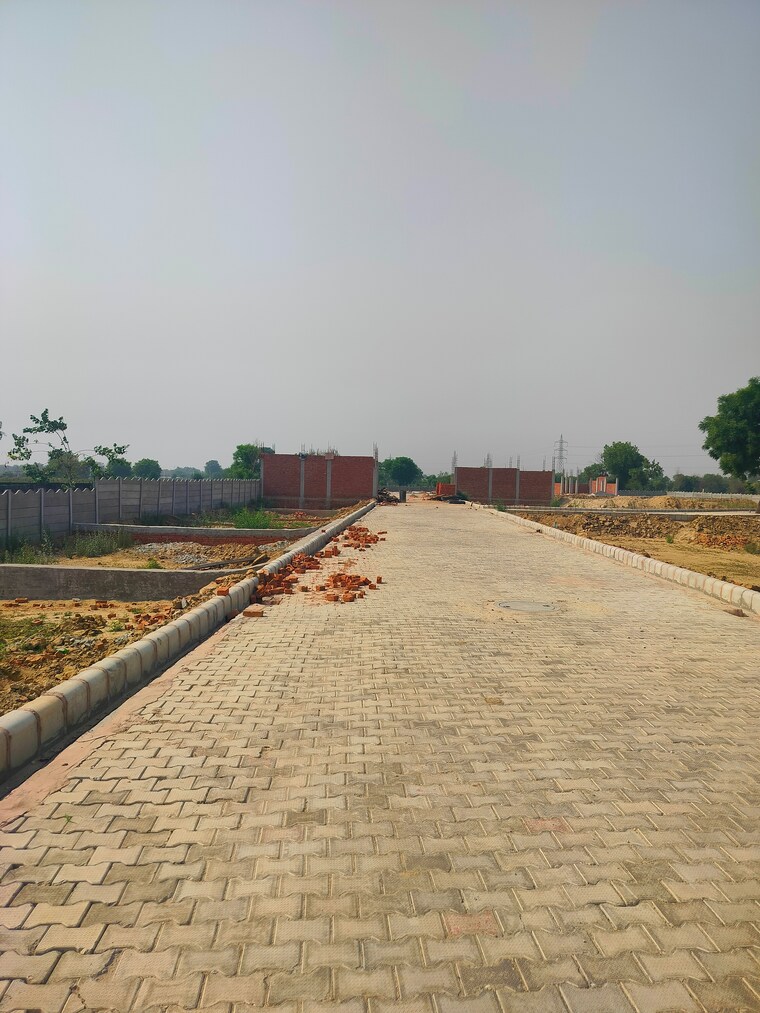 Exterior View, goverdhan  100 Sq.Yd. Plot In Goverdhan Mathura 8712444