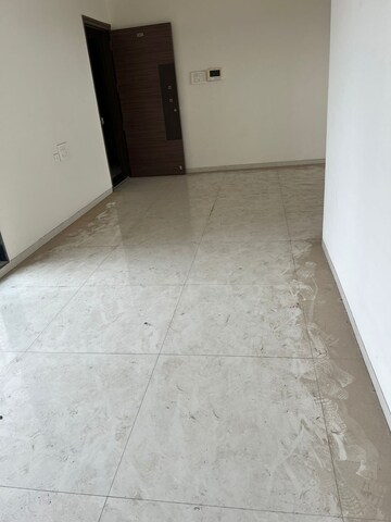 Room in 3 BHK Apartment at Raheja Interface Heights, Malad West – for Rent