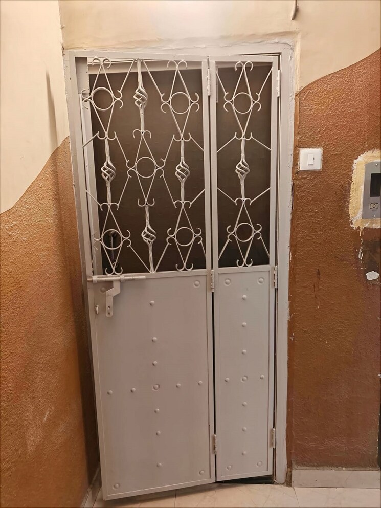 undefined, bandra west 1 Bedroom 550 Sq.Ft. Apartment In Bandra West Mumbai 8712480