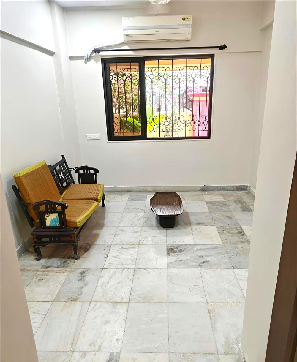 1 BHK + Pooja Room Apartment For Rent in Bandra West
