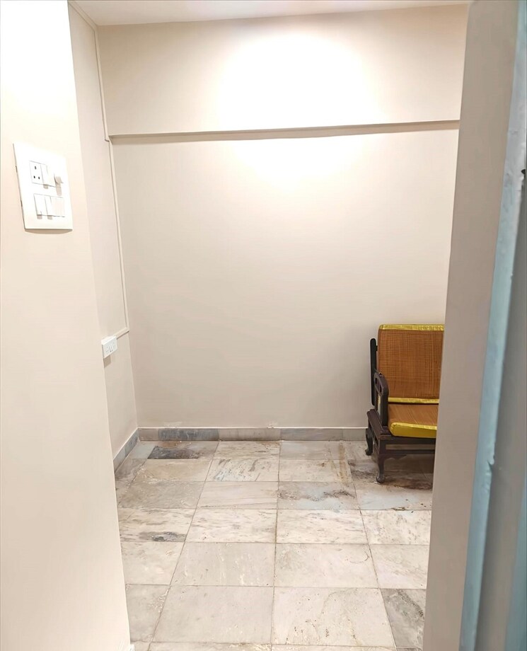 undefined, bandra west 1 Bedroom 550 Sq.Ft. Apartment In Bandra West Mumbai 8712480