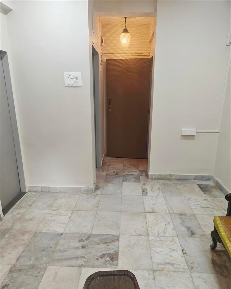 Bedroom, bandra west 1 Bedroom 550 Sq.Ft. Apartment In Bandra West Mumbai 8712480