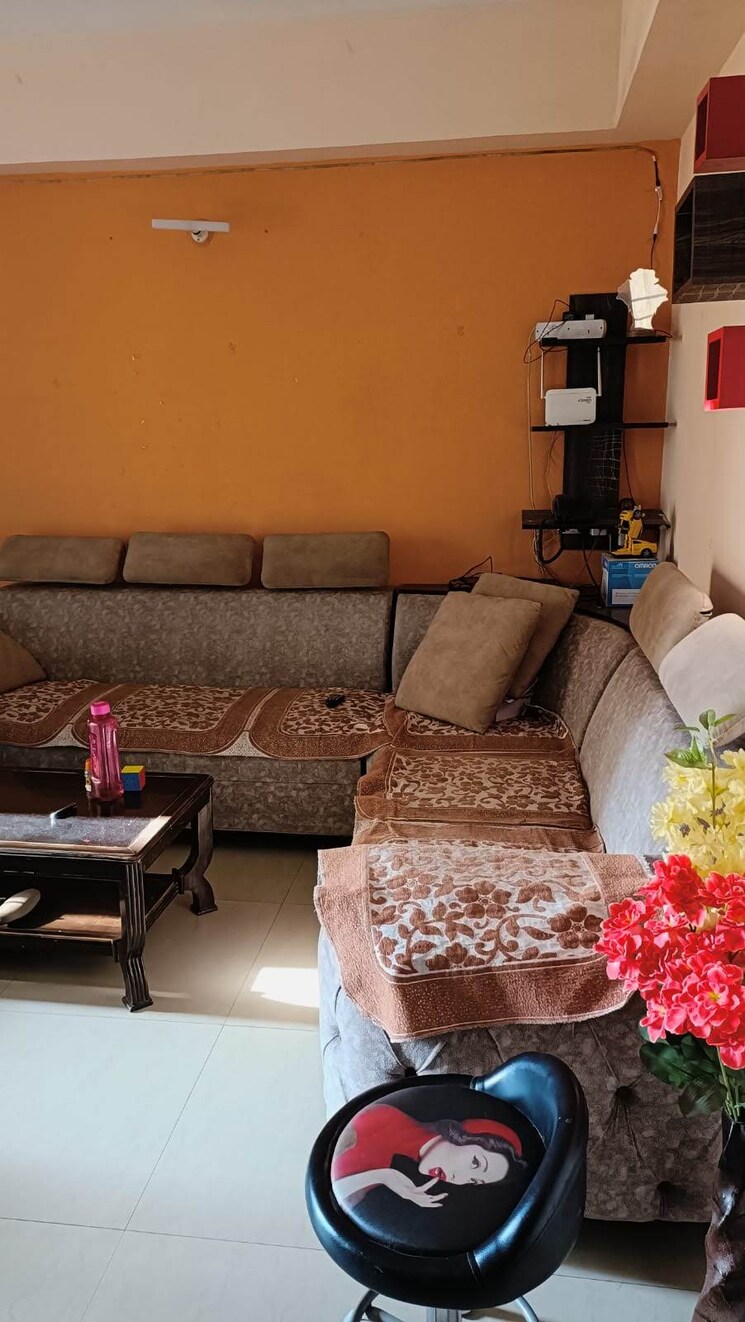 Living Room, paras-tierea 2 Bedroom 1070 Sq.Ft. Apartment In Sector 137 Noida 8712781