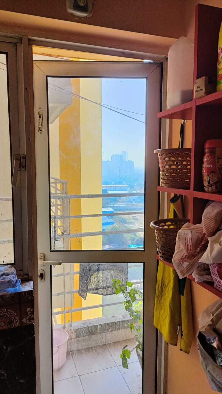 Bedroom, paras-tierea 2 Bedroom 1070 Sq.Ft. Apartment In Sector 137 Noida 8712781