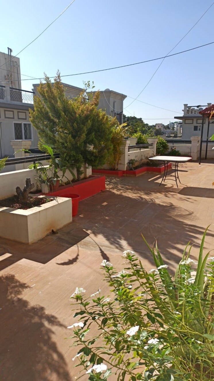 Balcony, century-corbel 4 Bedroom 6000 Sq.Ft. Villa In Sahakara Nagar Bangalore 8712776