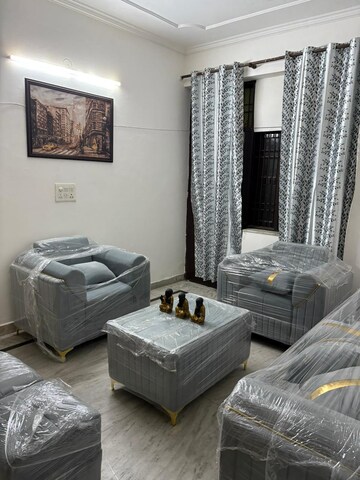 Living Room in 2 BHK Apartment at Shree Vardhman Green Court, Sector 90 – for Rent