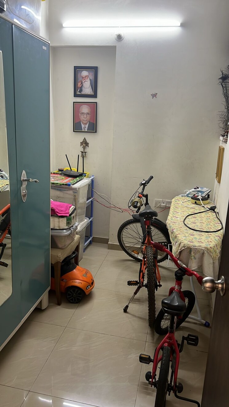 Gym, amanora-future-towers 2.5 Bedroom 1350 Sq.Ft. Apartment In Hadapsar Pune 8712998